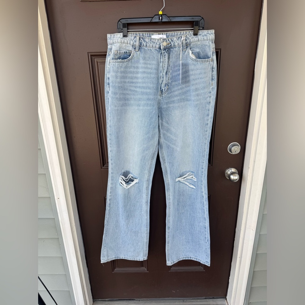 Vervet Leslie 90s Vintage Flare Jeans - Picture 2 of 10